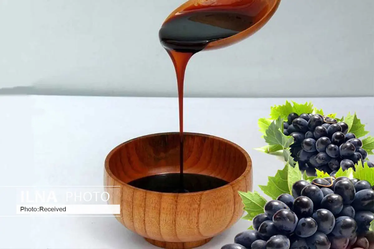 تولید یکهزار تن شیره انگور در تاکستان