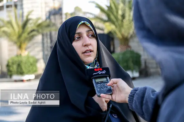 حمایت از بانوان سرپرست خانوار و رونق کسب‌وکارهای زنانه در اولویت دولت چهاردهم
