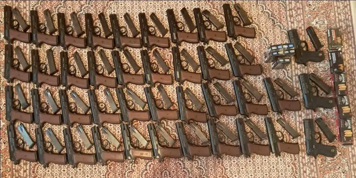 ۴۱ قبضه کلت و ۵۰۰ عدد فشنگ در کرمانشاه کشف شد