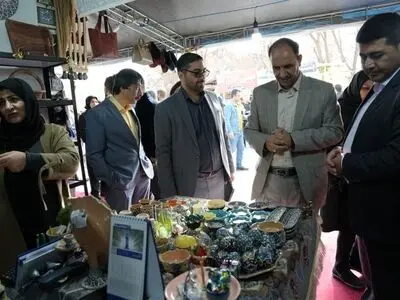 فروش ۱۵ میلیارد تومانی صنایع‌دستی و سوغات کرمانشاه