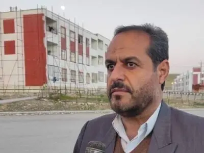 اگر نمی‌توانید کنار بروید، تا دلتان بخواهد مُدیر انقلابی داریم