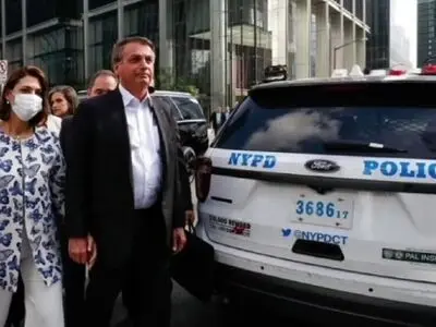 موج انتقادها علیه همسر بولسونارو در پی دریافت واکسن کرونا در نیویورک

