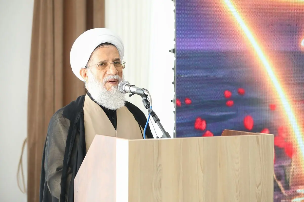 عزت و اقتدار ایران اسلامی مرهون ایثار شهدا و مجاهدان است