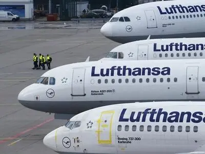 Lufthansa extends cancellation of flights to Tehran until May 9