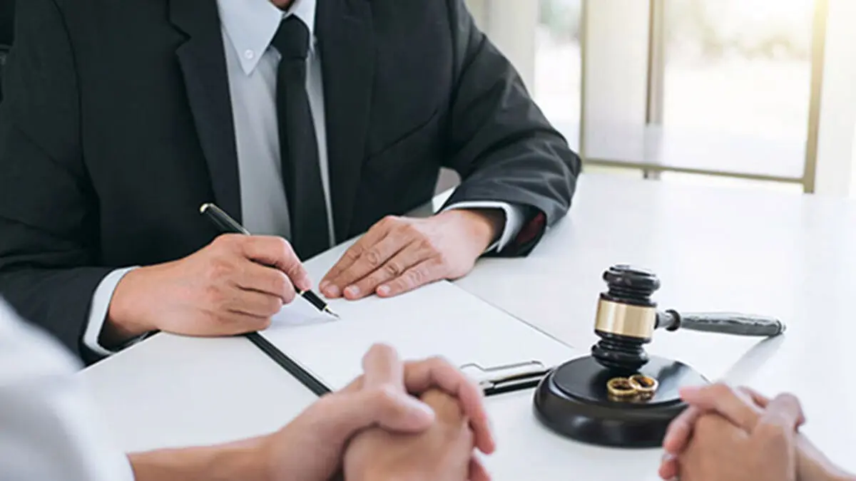بهترین وکیل مهریه و طلاق در شیراز