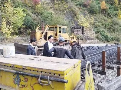 وضعیت ایمنی معدن ذغال سنگ تخت مینودشت بررسی شد/ فرصت یک ماهه به مدیران معدن برای تامین تجهیزات ایمنی
