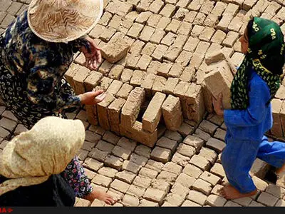 کارگرانی که به امان خدا رها شده‌اند/ کارگران کوره پزخانه‌ها به ندرت بازنشسته می‌شوند