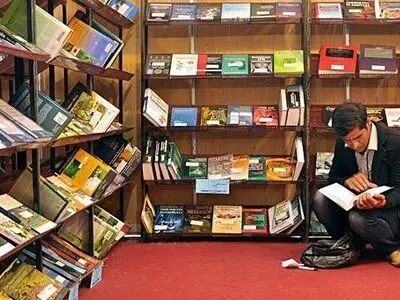طرفداری کتابخوان‌ها از زنانی که تیمسارهای شاه را به بازی گرفتند 