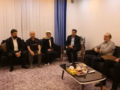 کمک های بلاعوض حساب ۱۰۰ امام تکمیل کننده واحدهای ساختمانی مناطق محروم است
