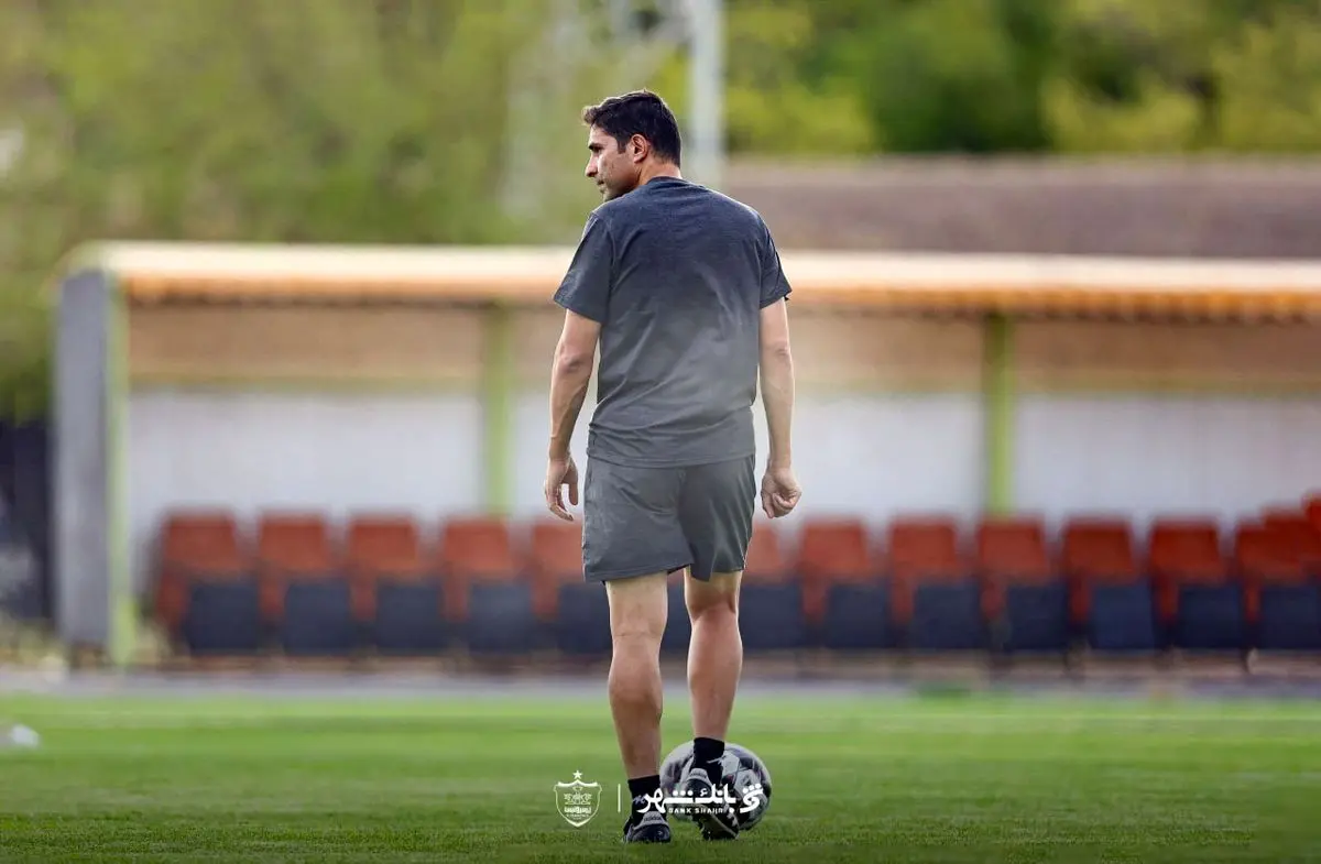 چالش ۳۱ نفره؛ هاشمیان به دنبال خلوت کردن پرسپولیس