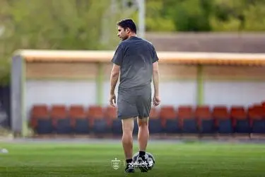چالش ۳۱ نفره؛ هاشمیان به دنبال خلوت کردن پرسپولیس