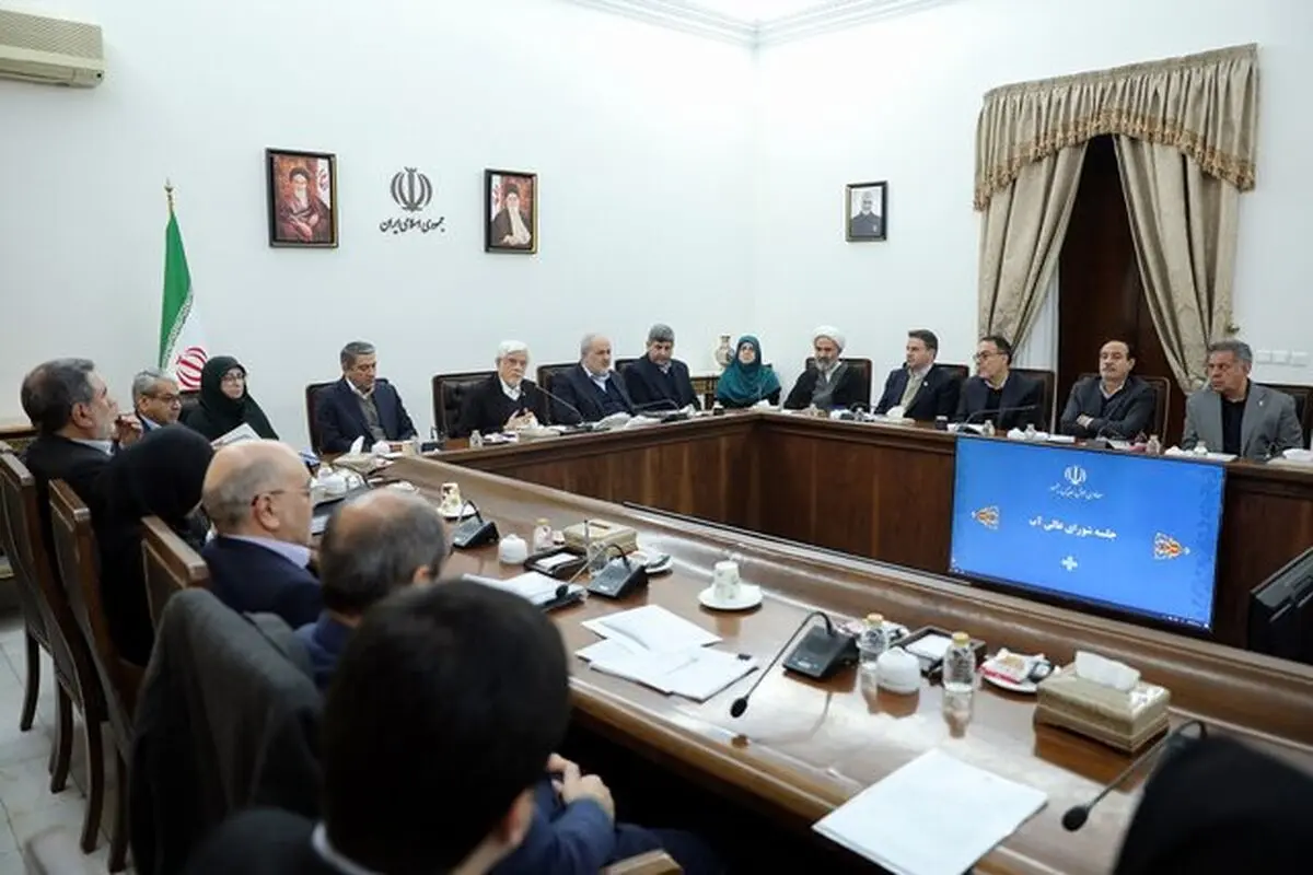 برخی مواضع مدیران در استان‌ها و شهرستان‌ها در خصوص مالکیت آب ضد امنیت ملی است