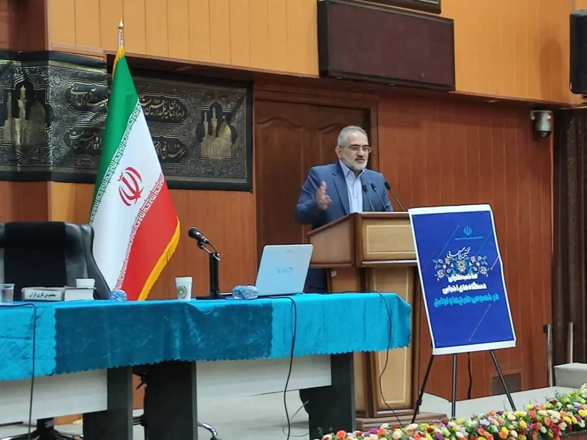 معاونان پارلمانی با تعامل سازنده  مسیر حرکت بی وقفه دولت را برای خدمت تسهیل و روان کنند