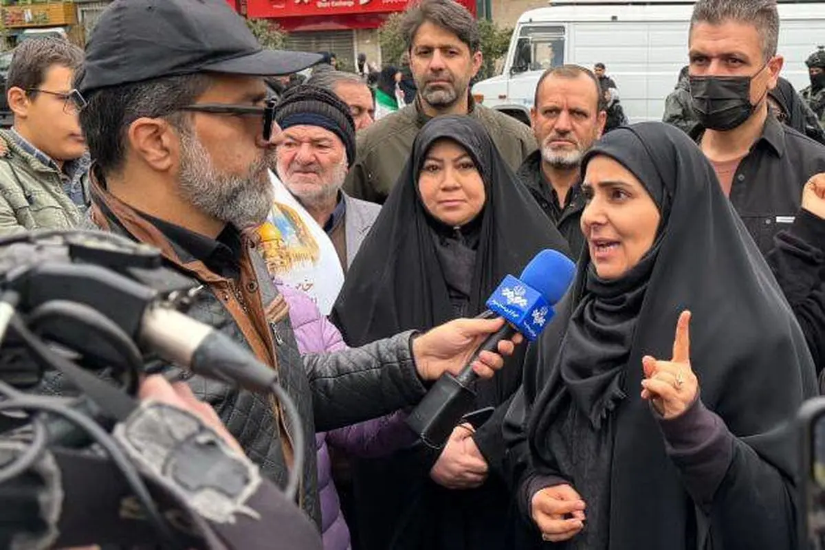 حضور و ایستادگی مردم، تضمین اقتدار کشور