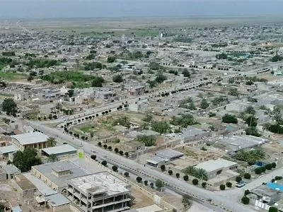 قطعی آب و برق، زندگی مردم دشتی را در گرمای بالای ۵۰ درجه مختل کرده است/آبرسانی در شهر کاکی جیره بندی شده است