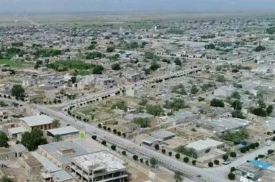 قطعی آب و برق، زندگی مردم دشتی را در گرمای بالای ۵۰ درجه مختل کرده است/آبرسانی در شهر کاکی جیره بندی شده است