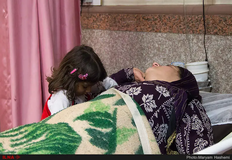 اعزام  مصدومان زلزله کرمانشاه به بیمارستان مدنی کرج