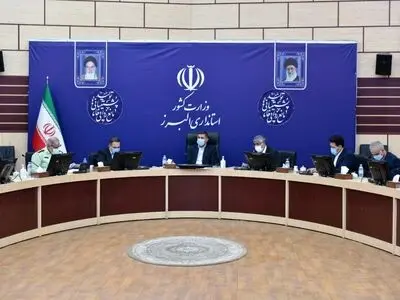 لزوم تکمیل پروژه های بیمارستانی در البرز/حضور کارمندان در ادارات منوط به واکسیناسیون است