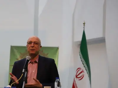 نشست مرجعیت علمی و ترویج گفتمان علم و فناوری برای تحقق ایران قوی برگزار شد