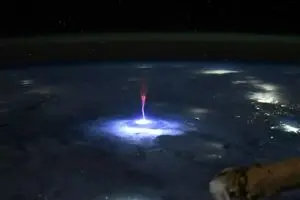 جلوه ترسناک صاعقه‌ از نگاه فضانورد ناسا