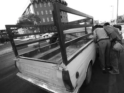 زندگی سخت در میانه رکود و تورم/ نان شب نداریم!