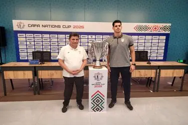 امیر و پیام در کنار جام آشنا (عکس)