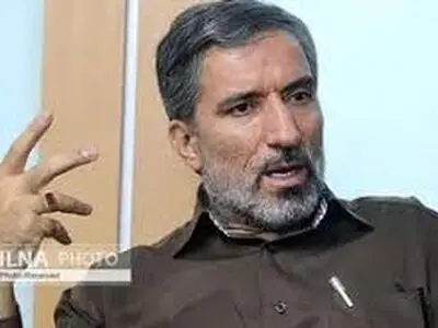 معدل سراسری دیپلم ۷ تا ۱۲ است/ انتقاد از جذب معلمان با دانش پایین