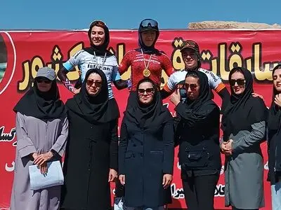 درخشش بانوان فارس در مسابقات دوچرخه سواری کوهستان