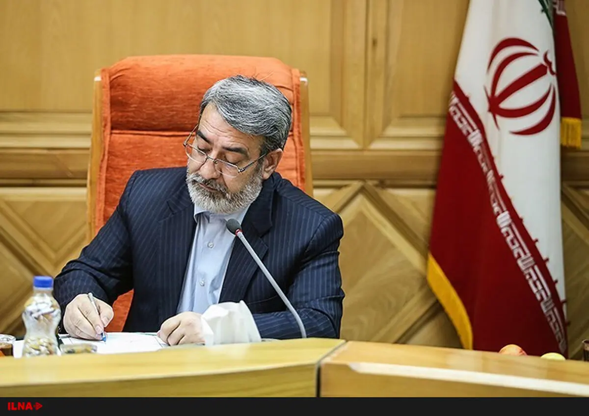 تصاویر نمایش استعمال دخانیات در فیلم‌های سینمایی توسط وزارت ارشاد حذف شود