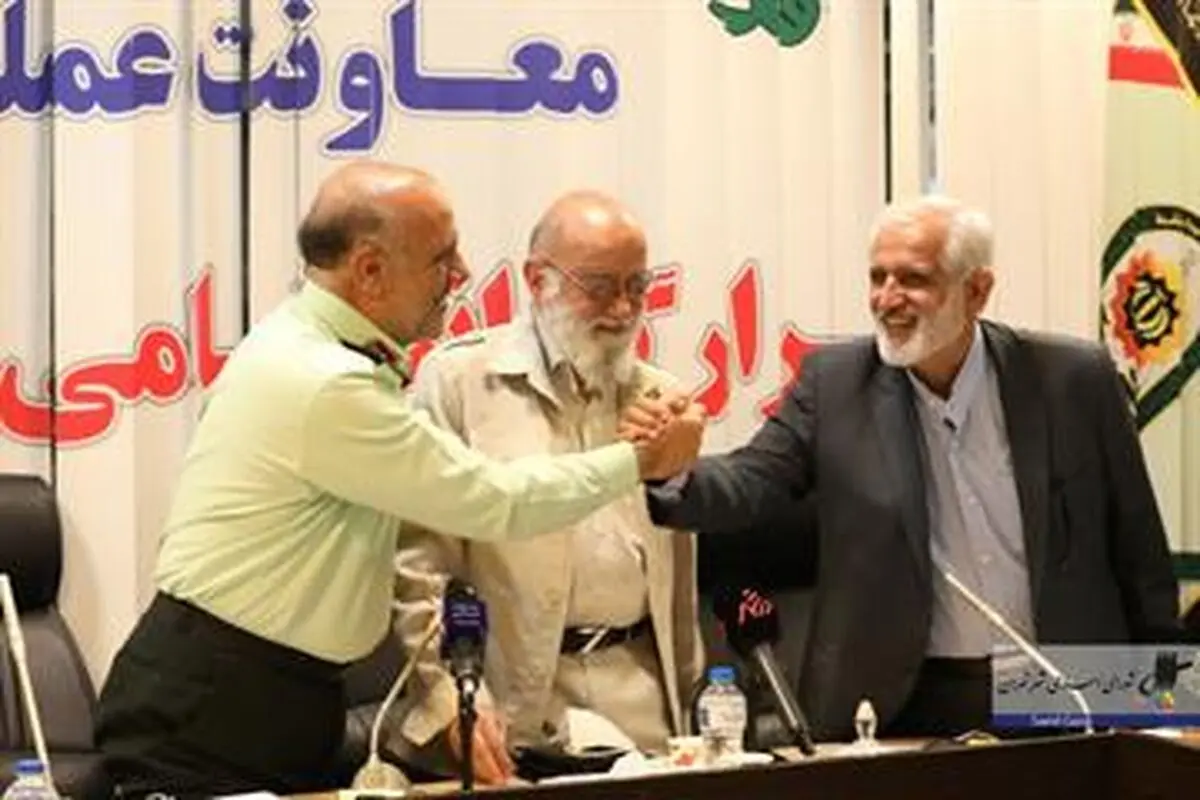 سروری: نیروی انتظامی با صبر و بردباری با رخدادها برخورد می‌کند/ سردار رحیمی: ماموریت گشت‌های امنیت اخلاقی صدرصد ایجابی است