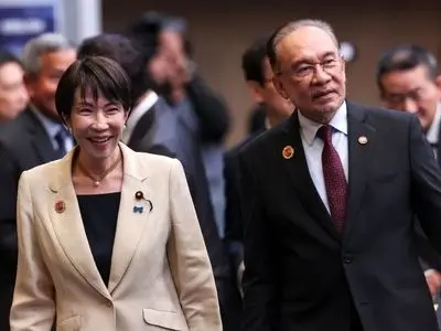 گفت‌وگوی تلفنی نخست وزیر مالزی با همتای ژاپنی