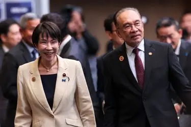 گفت‌وگوی تلفنی نخست وزیر مالزی با همتای ژاپنی