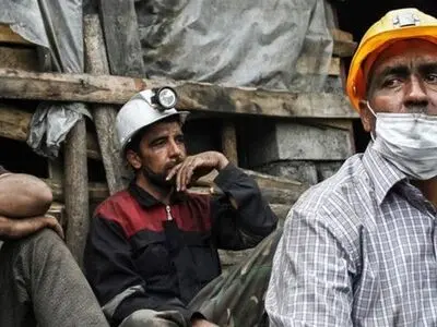 سفره‌های کارگران کوچک‌تر شد/ کاهش بیش از ۶۰ درصدی قدرت خرید 