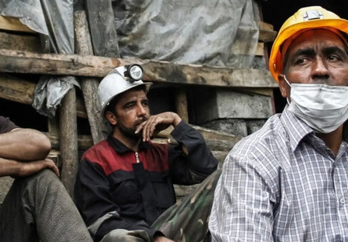 سفره‌های کارگران کوچک‌تر شد/ کاهش بیش از ۶۰ درصدی قدرت خرید 