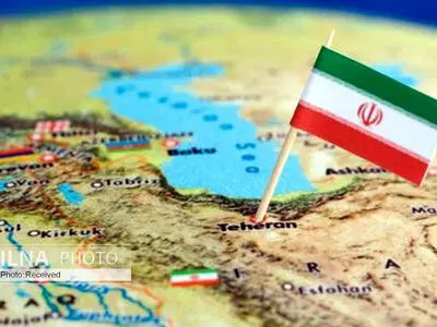 احیای برجام تاثیری بر ساختار مدیریتی ندارد/ دولت‌ احمدی‌نژاد در حفظ تعادل‌های اقتصاد فاجعه‌آمیز بود/ بهبود اقتصاد با تغییرات نرخ ارز غیرممکن است
