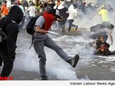 تظاهرات ضددولتی در ونزوئلا به خشونت کشیده شد