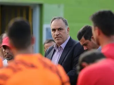مددی: دوست داشتیم در اراک با پرسپولیس بازی کنیم / بار فنی بازی خیلی بالا بود