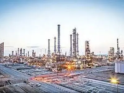به مرور با تکمیل پروژه ساخت پالایشگاه کارگران تعدیل می شوند/کارگران معترض بدنبال اشتغال دوباره هستند