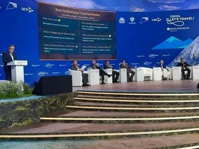 معرفی برنامه‌های گسترده ایران در مسیرهای نوین گردشگری در مجمع مسکو/ ملت ایران نشان داد که آتش و بمب در برابر تاریخ و ‌تمدن حقیر است و ناتوان