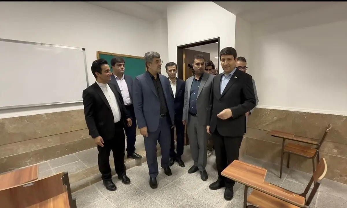 افتتاح مدرسه ۱۵ کلاسه چادرملو در اردکان