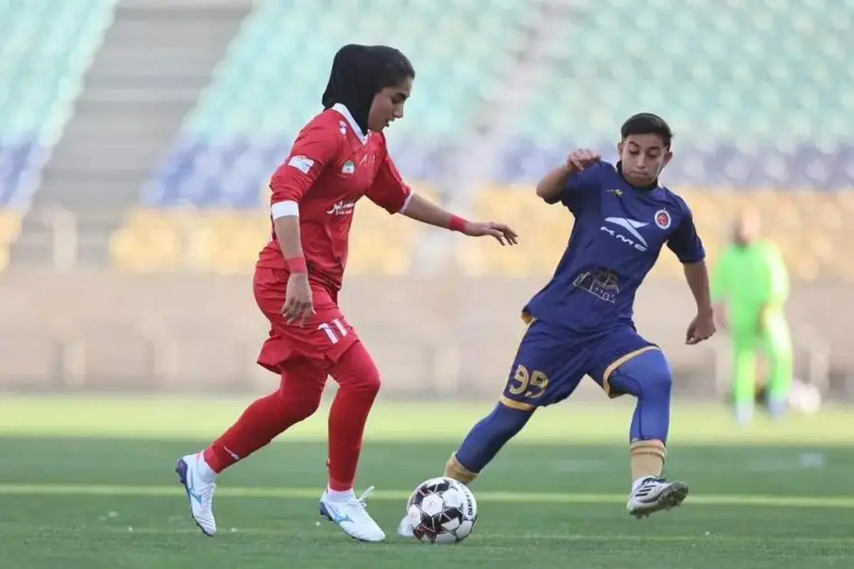 پاسخ مدافع پرسپولیس به اظهارات بازیکن خاتون