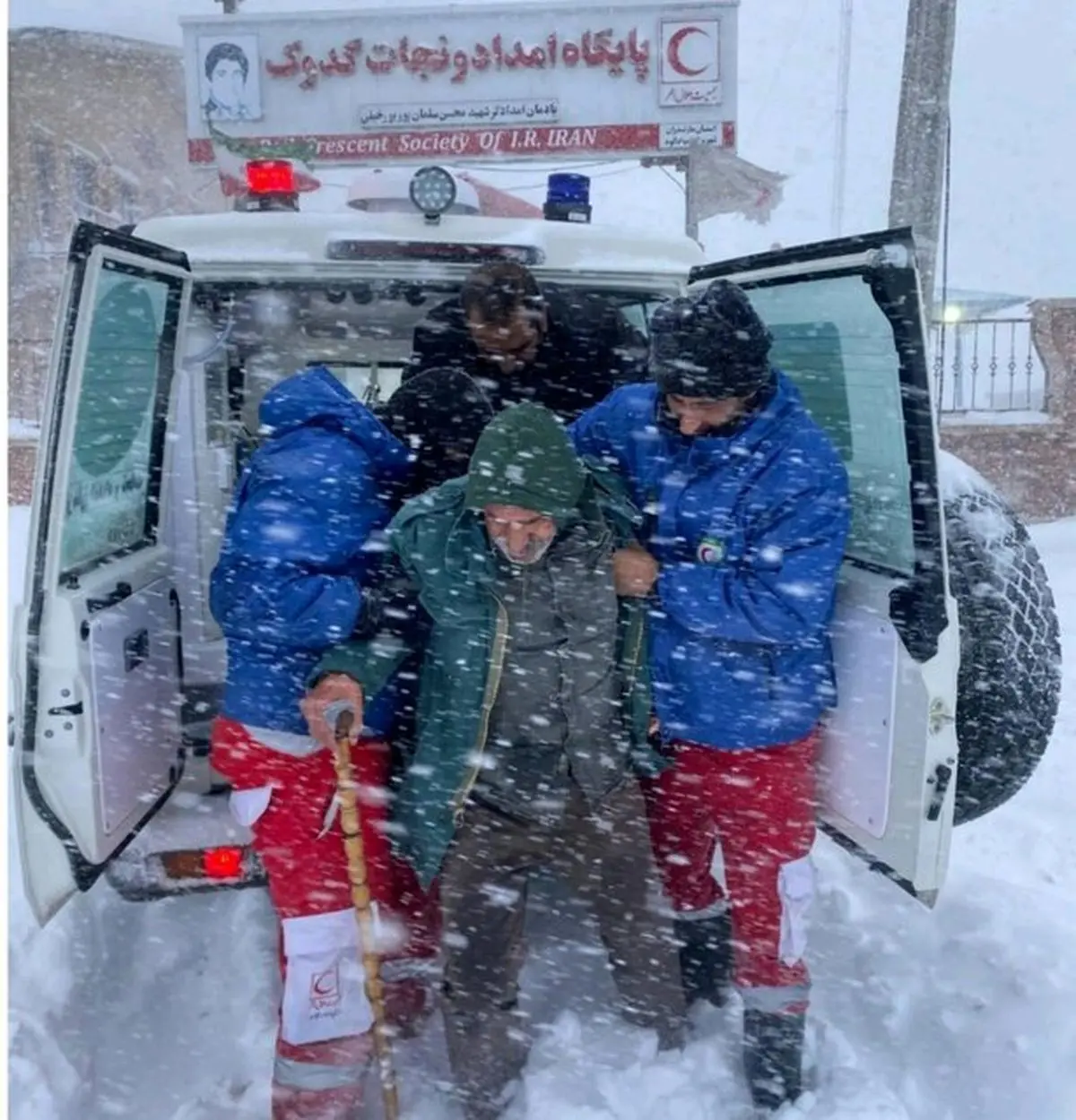 اسکان اضطراری ۴۷۸ نفر و انتقال ۳۴ مصدوم در شبانه ‌روز گذشته
