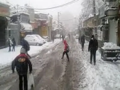  هم‌اکنون بارش برف در فرحزاد تهران