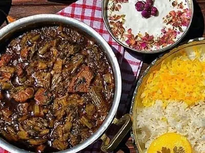 خورش کرفس را اینجوری بپز، حتما عاشقش می‌شی + فیلم
