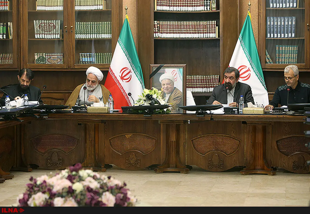 ادامه جلسه کمیسیون نظارت بر حُسن اجرای سیاست‌های کلی نظام در غیاب رییس فقید مجمع