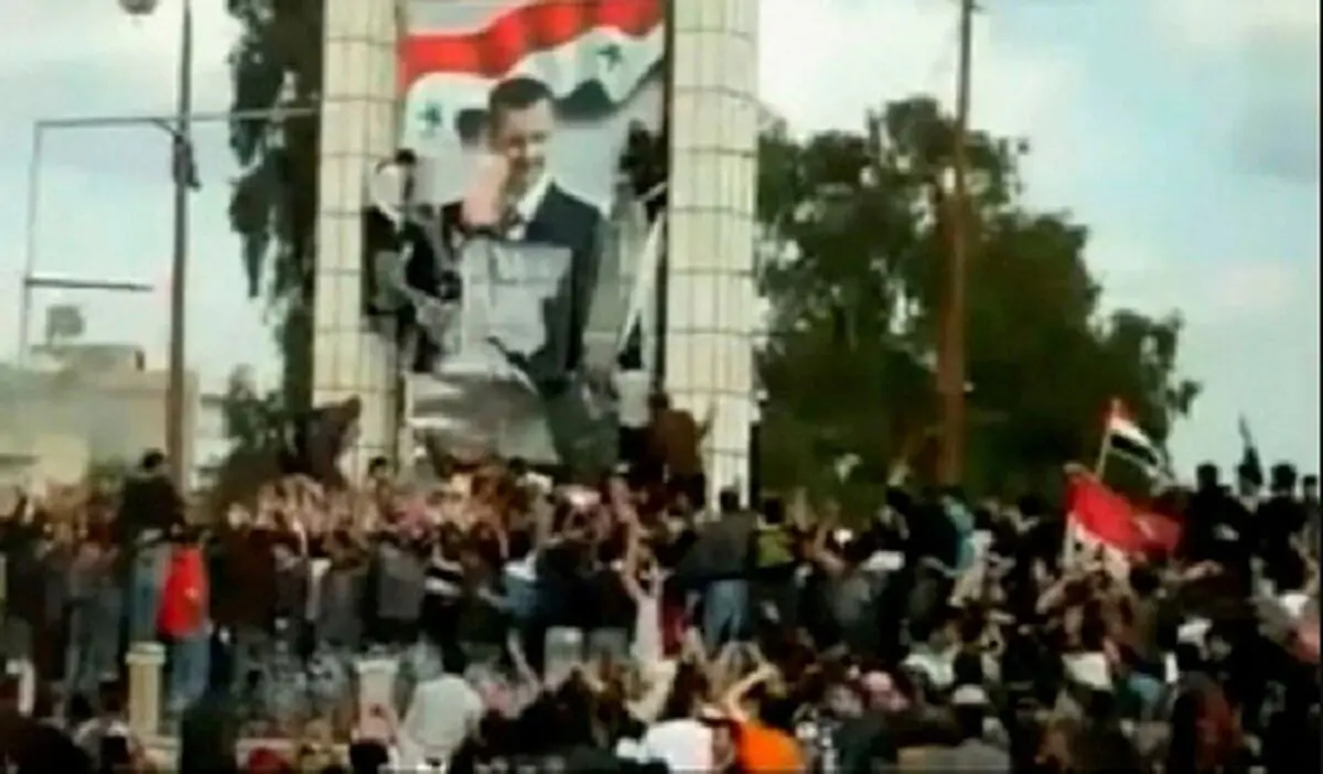 Syrian army steps up offensive in restive southern city