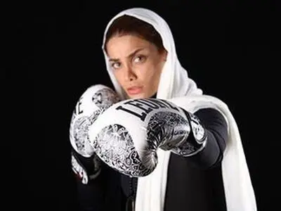 آخوندتبار: در زندگی به دنبال جاودانگی هستم/ از سینما اعتماد‌ به نفس و از بوکس عزت‌نفس گرفتم/ به دنبال ساختن دختری هستم که برای خودم ترسیم کرده‌ام/ هرگز اجازه ندادم بوکس، بخش زنانه وجودم را از بین ببرد