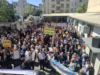 این کارگران هستند که بی‌هیچ ادعایی، سنگر تولید را ترک نمی‌کنند/ «درمان رایگان» حق مسلم کارگران و بازنشستگان است