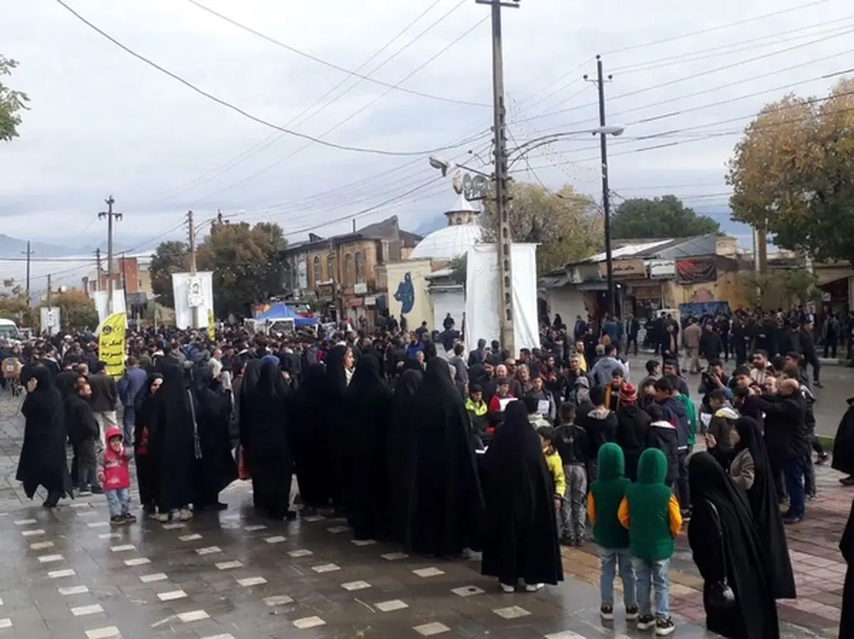 حضور پرشور مردم کرمانشاه در راهپیمایی ۱۳ آبان