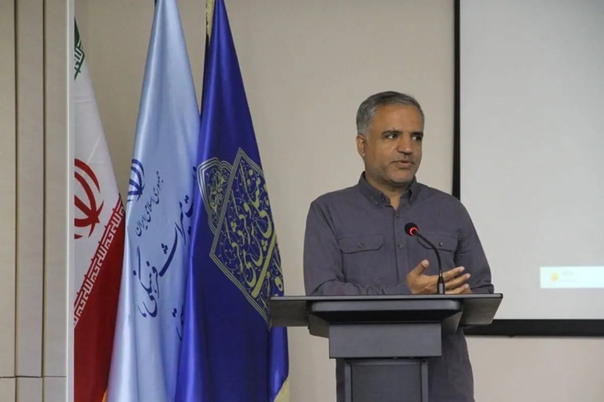 پژوهشگاه میراث فرهنگی می‌تواند در آگاهی بخشی عمومی نسبت به میراث فرهنگی ایران نقش‌آفرین باشد